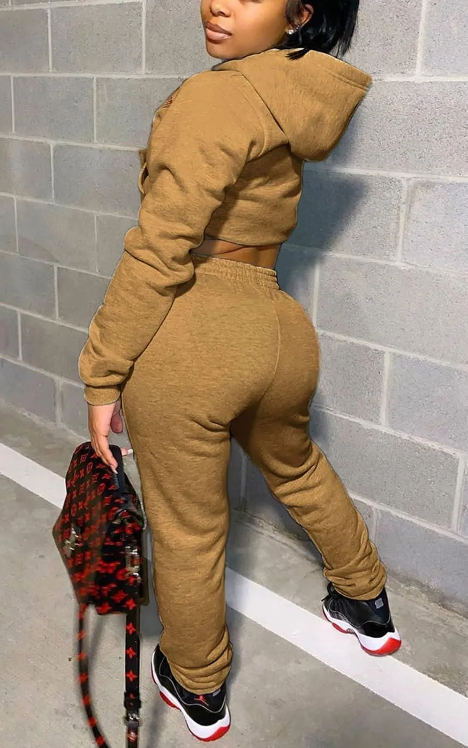 Akmipoem Jogging Suits for Women 2 Piece Sweatsuits Tracksuits Outfits Casual Long Sleeve Crop Hoodie Jogger Pants Sets