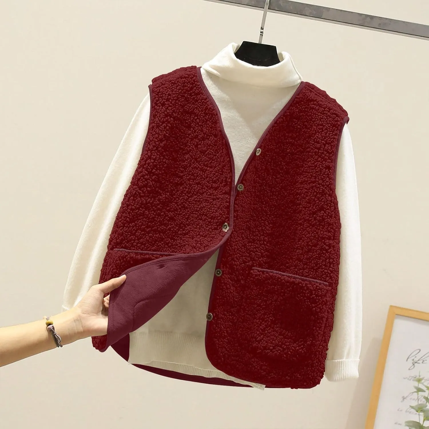 Canbebig Fleece Vest Women Soft Sleeveless Classic Fit Button Down Fuzzy Sherpa Fleece Jacket Cozy Waistcoat Outwear Pockets