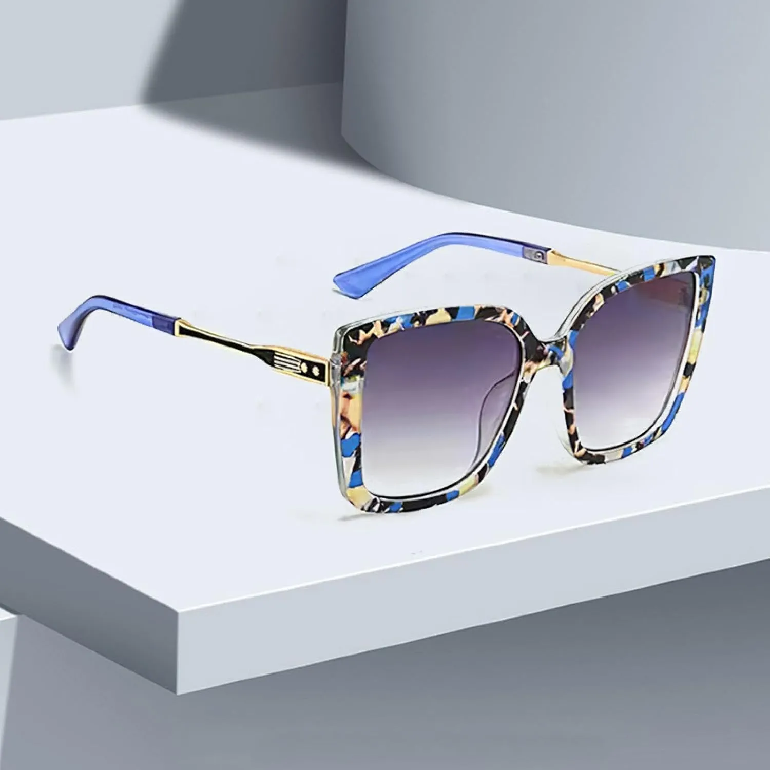 Fashionable Women Sunglasses Large Frame Gradient Color Glasses for Women Exquisite