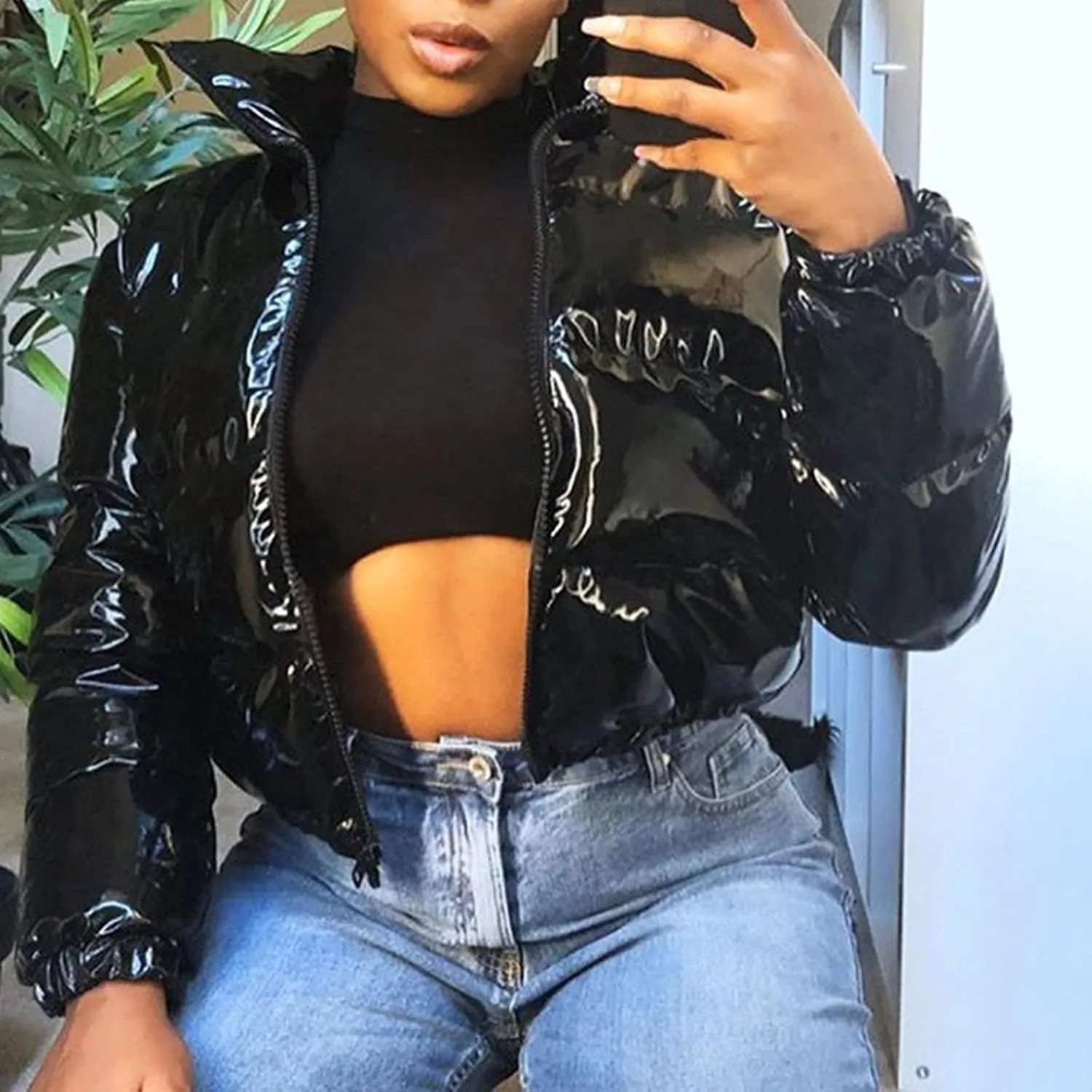 Glossy Black Cropped Puffer Jackets Women Shiny Lightweight Quilted Down Coat Stylish Warm Winter Outerwear