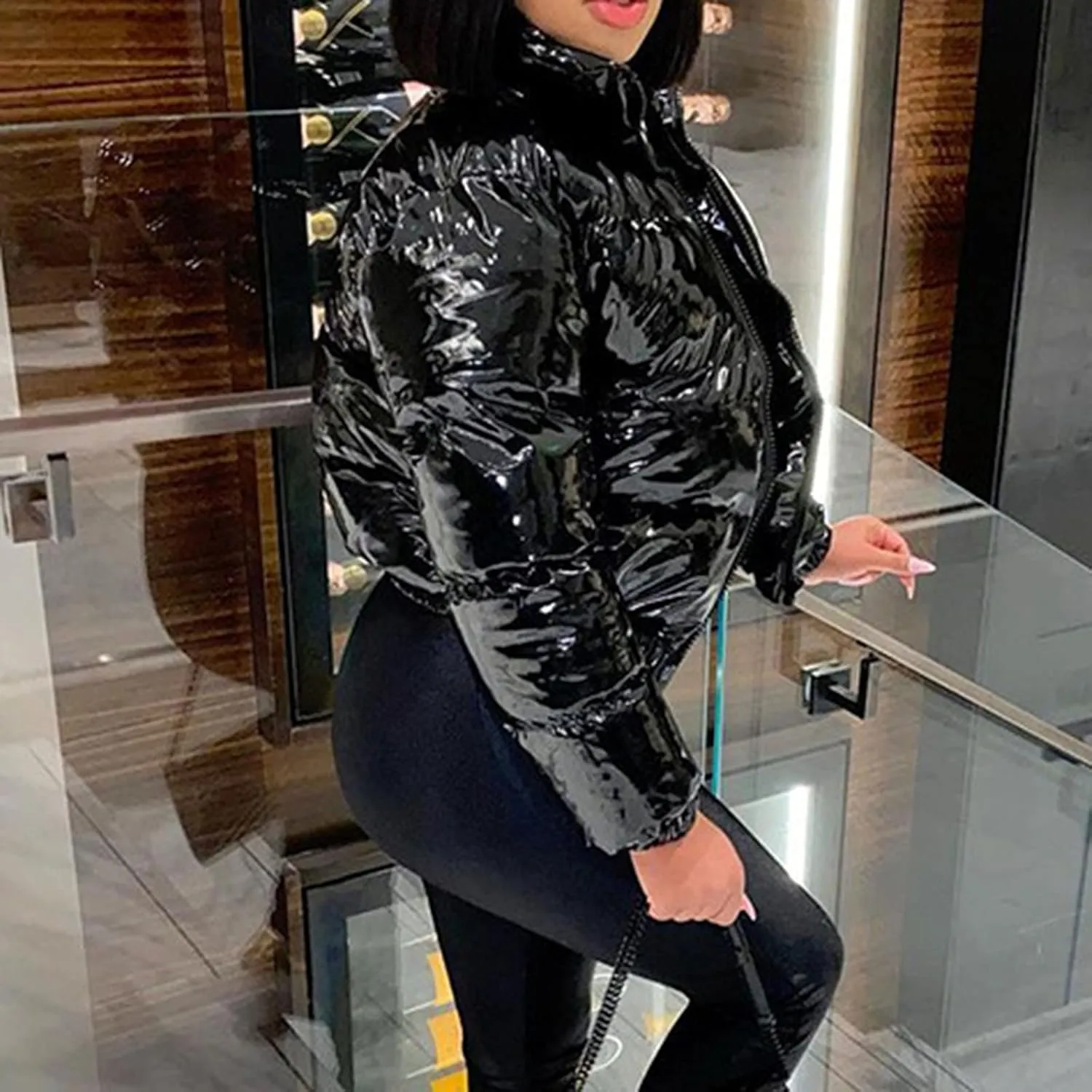 Glossy Black Cropped Puffer Jackets Women Shiny Lightweight Quilted Down Coat Stylish Warm Winter Outerwear