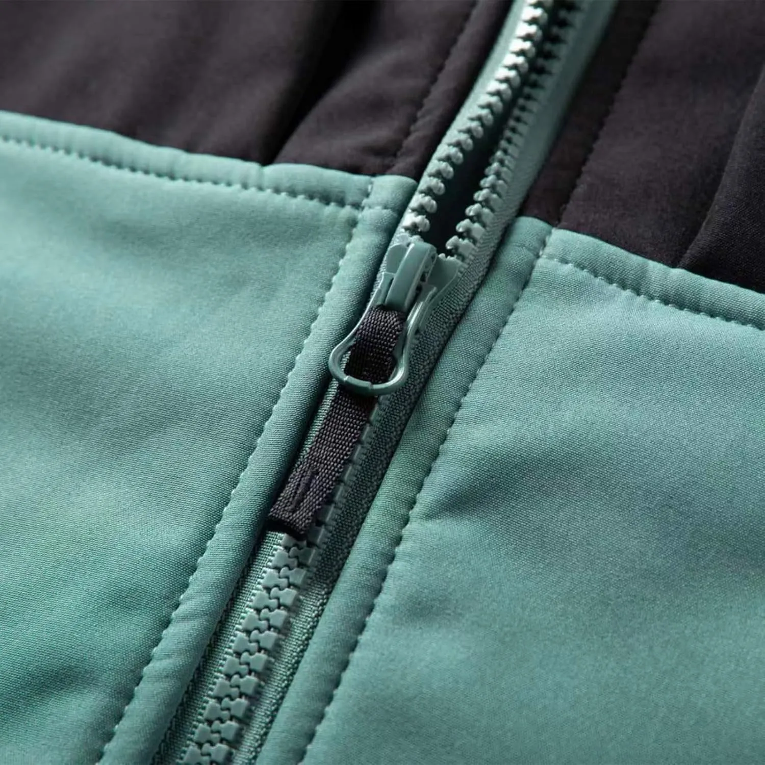 Men's Windproof Ski Jacket Warm Winter Snow Coat Mountain Waterproof Hooded Raincoat Color Block Lightweight Hiking Jackets