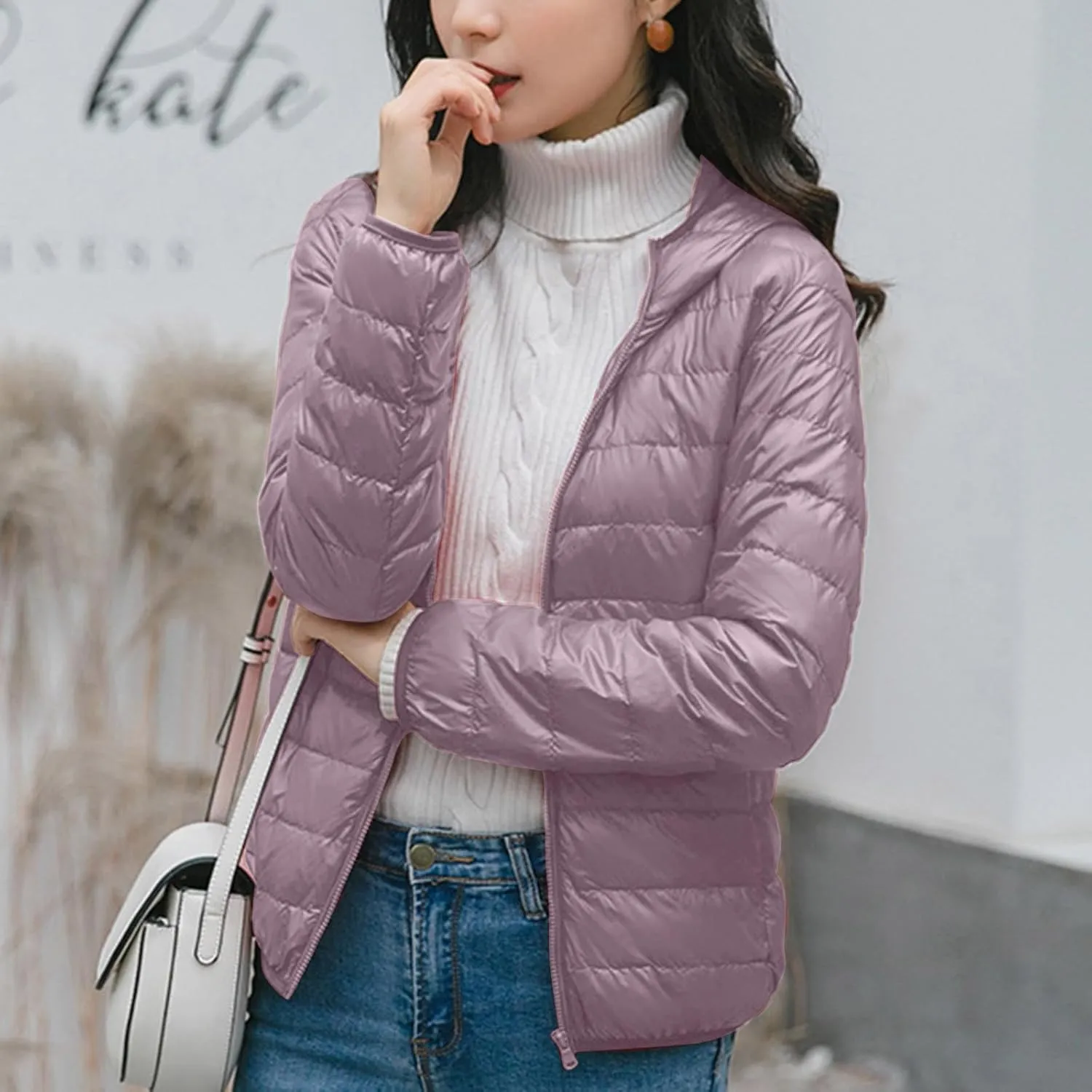 Puffer Jacket for Women Lightweight Quilted Down Coat with Hood 2024 Winter Cropped Outerwear with Pockets