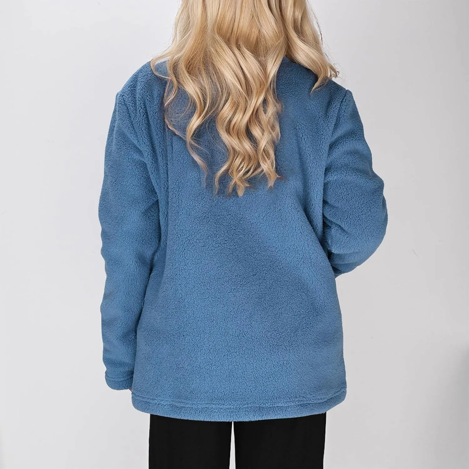 Sherpa Jacket Women Crewneck Button Up Winter Coats Long Sleeve Warm Fuzzy Fleece Jacket Outerwear with Pockets