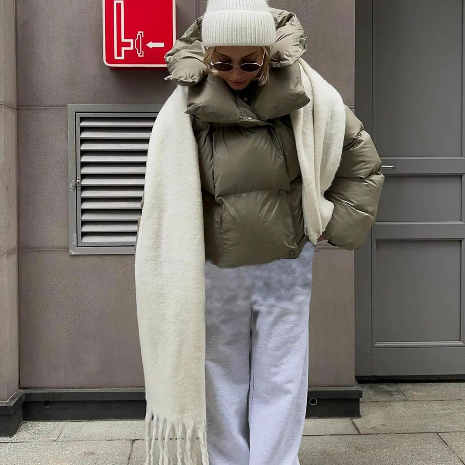 Women Trendy Stand Collar Puffer Jacket Warm Winter Turtleneck Coats Hooded Cardigan Down Puffy Bread Outwear