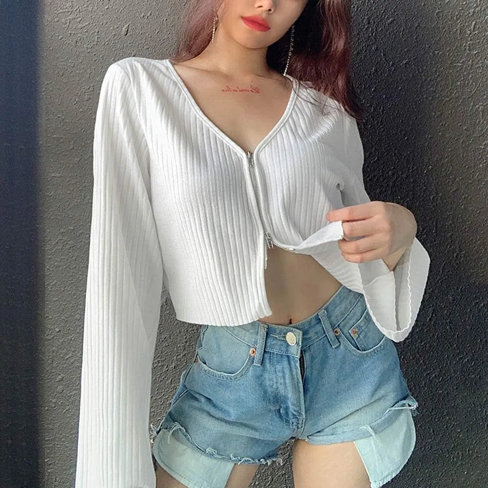Women's Knitted Sweater Deep V-Neck Long Sleeve Sexy Loose Comfortable Pullover Short Sweater Lightweight Crop Top T-Shirt