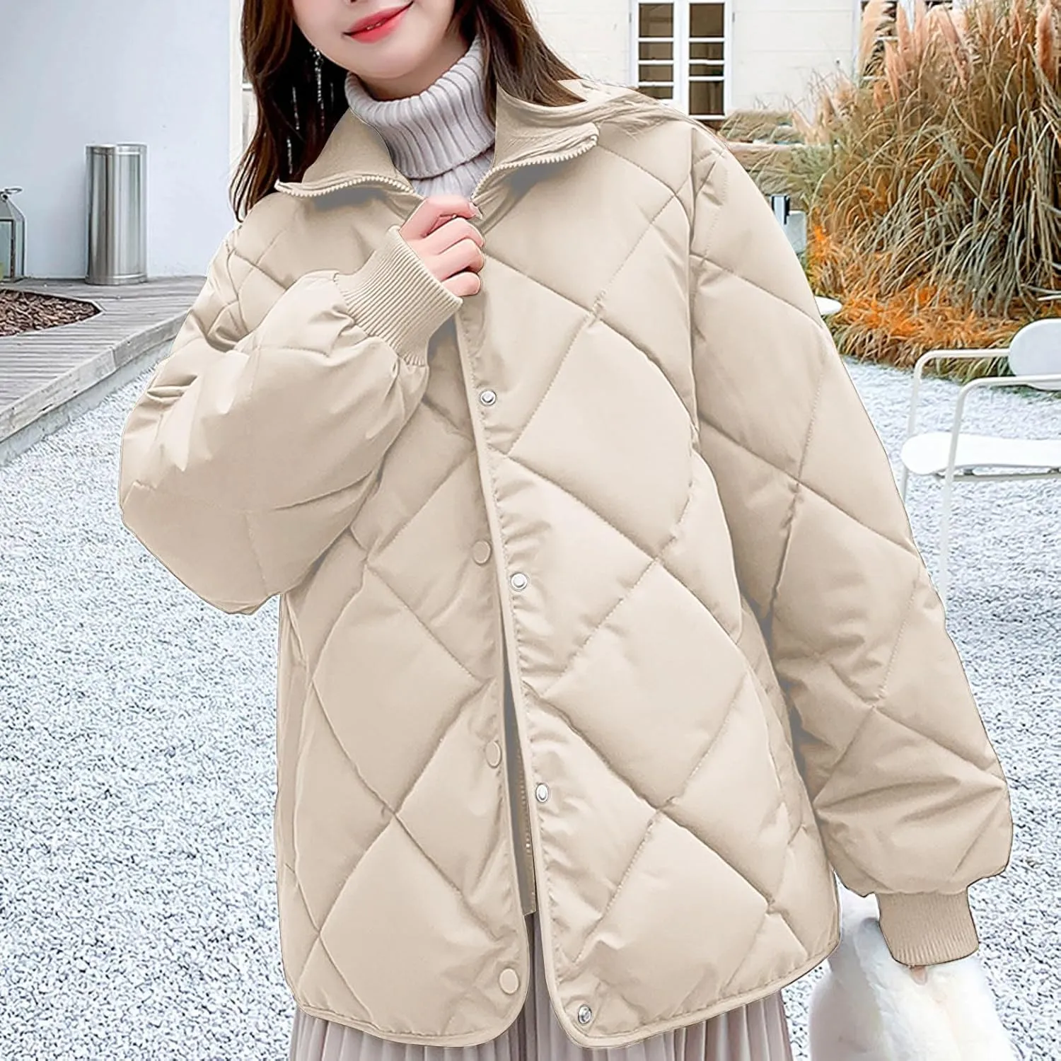 Womens Quilted Puffer Jackets Winter Oversized Down Jacket Stand Collar Warm Puffy Jacket Casual Outwear with Pockets