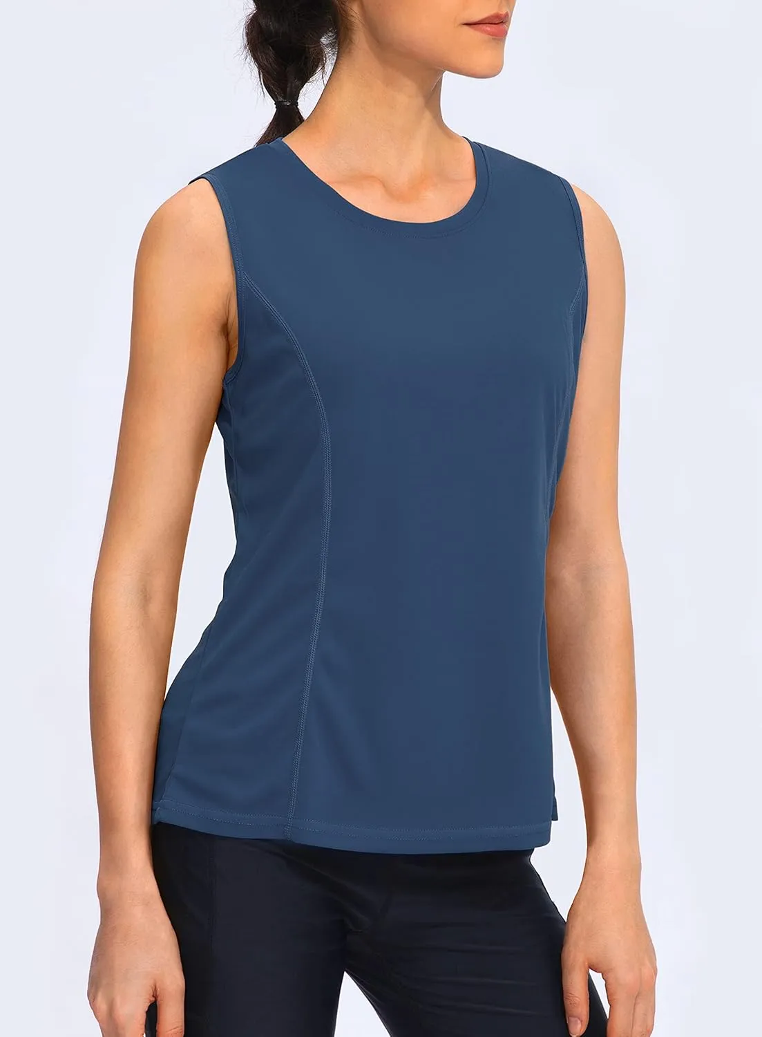 YYV Women's Workout Tank Tops Lightweight Sleeveless Shirts for Women Loose Fit Tops for Athletic Running Tennis Yoga